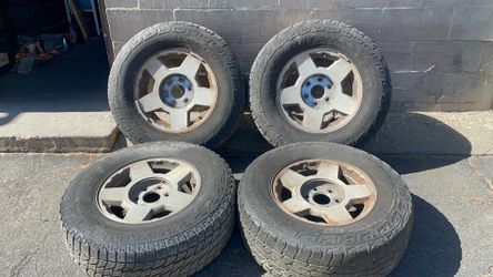 Chevy Silverado 17 inch aluminum wheels 6 on 5.5 inches fit GMC Cadillac