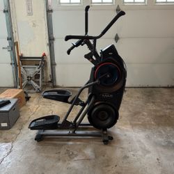 Bow Flex Max Trainer M3