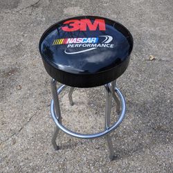 3M Shop Stool