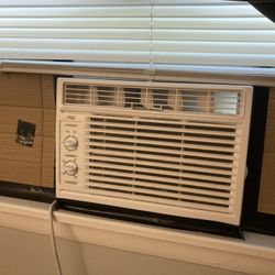 Window AC UNIT