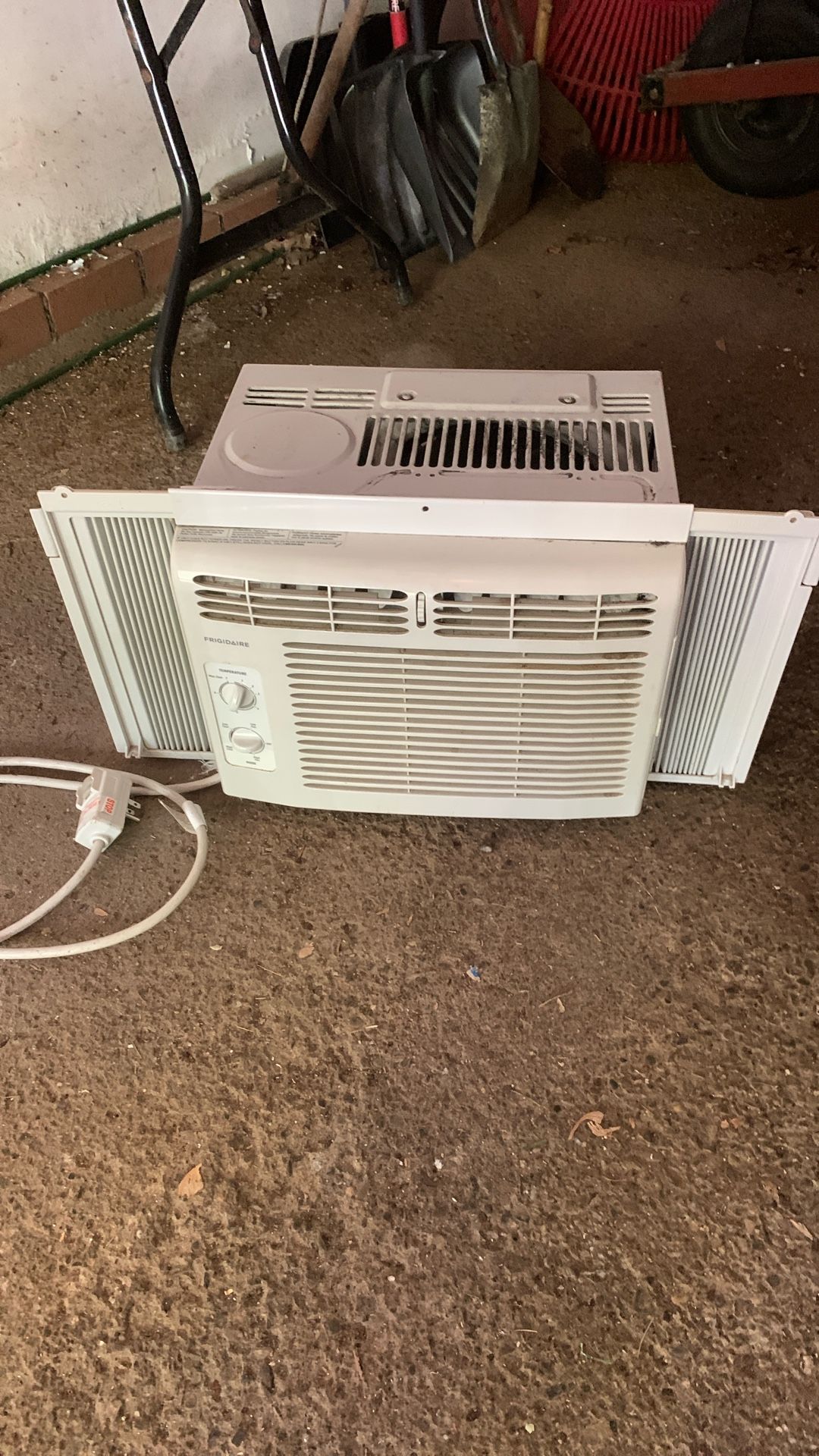 Frigidaire A/C