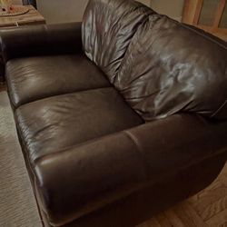 Two seater Couch Scarsdale, New York