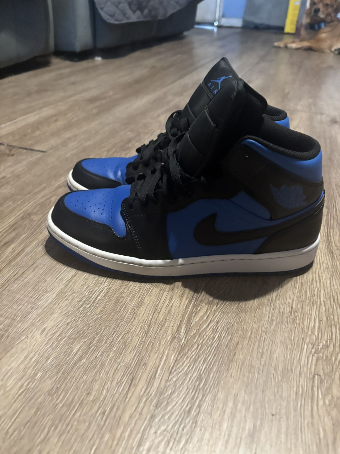 Jordan 1 Mid