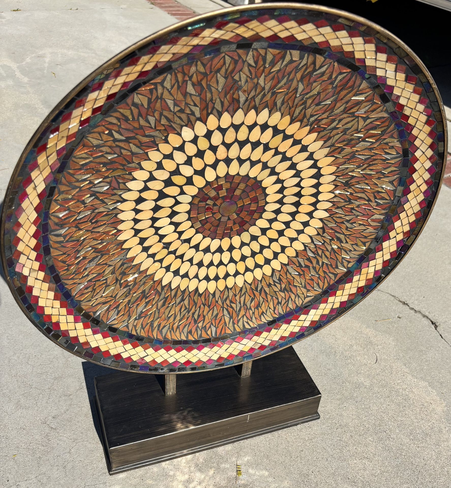 Intricate Metal Mosaic Decorative Plate,All Products : American Fashion Style Bags On Sale