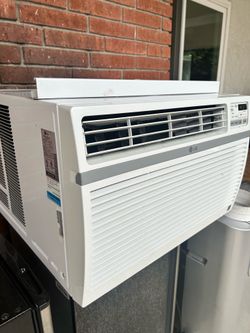 L.  G.   12000btu Window Air Cond….itioner