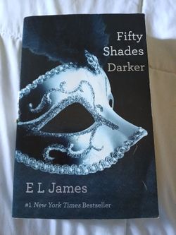 Fifty Shades Darker by E L James
