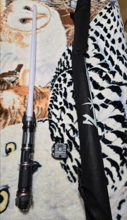 Star wars galaxy edge lightsaber with belt clip