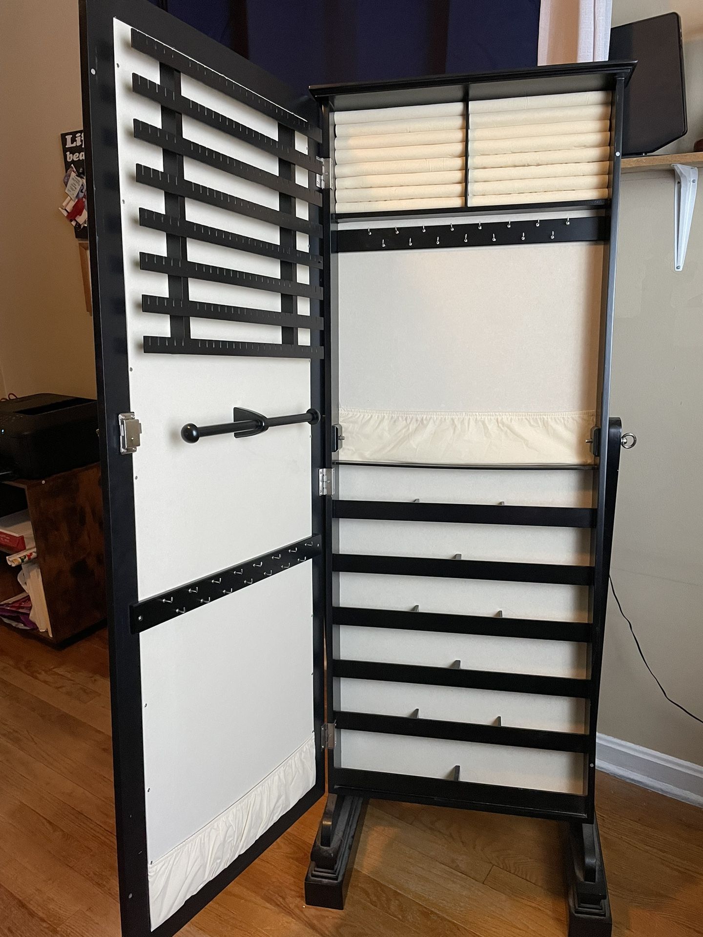 Jewelry Cabinet With Mirror