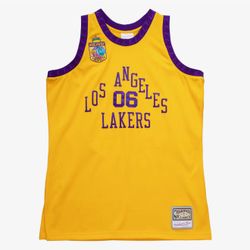 LAKER BODEGA MITCHELL & NESS JERSEY SIZE:S #6 