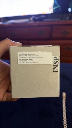 Rayban Meta Display Brand New  Shiny Sand