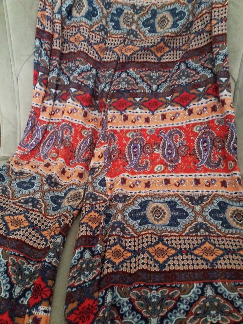 New With Tags BOHO Wide-leg Pants Size L
