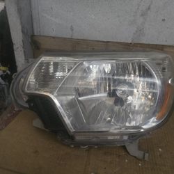 2012 2015 toyota tacoma driver oem headlight 