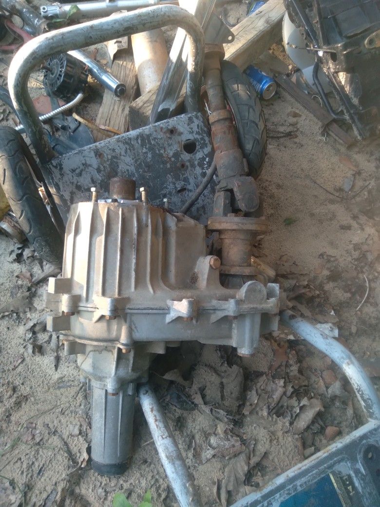 Chevrolet Transfer Case And Front Driveshaft