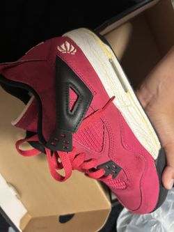 pink jordan 4
