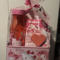 Hello Kitty Valentine’s Day Basket
