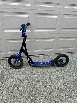 Mongoose Expo Air Tire Scooter, 12" Wheels, BMX-Style Pegs, Dual Hand Brakes, Kids Ages 6+