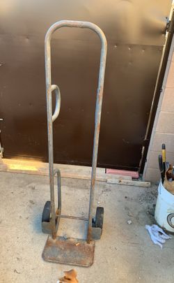 Heavy duty dolly in good shape