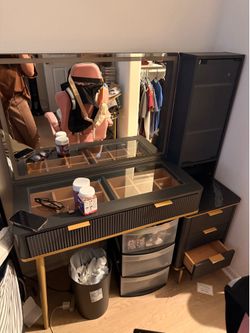 Vanity Desk