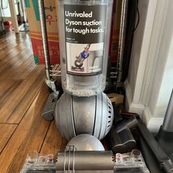 Like-new Dyson Ball Animal 2 Origin Upright Vacuum