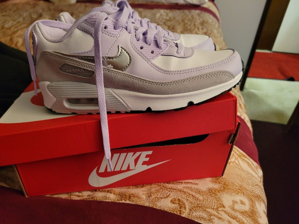Nike Shoes 