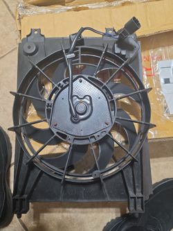 Dorman OE Solutions AC Condenser fan assembly 06-11 Honda civic