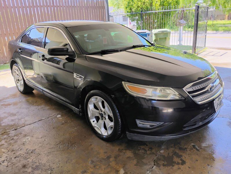 2011 Ford Taurus