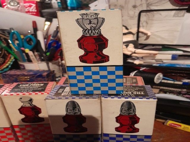 32 collectable Avon chest pieces full bottles