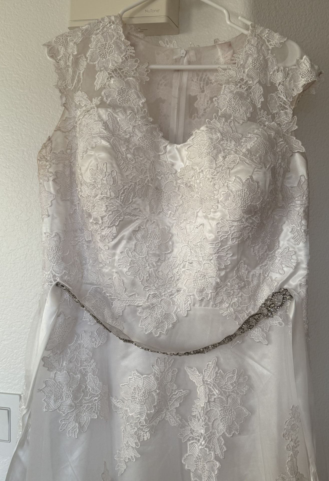 White Bridal Wedding Gown Plus Size 18