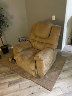 Recliner : LazyBoy