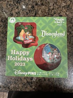 Disney Christmas Pins 