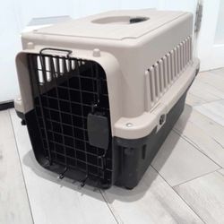 Small Pet Kennel 