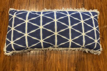 Pillow Thick Woven