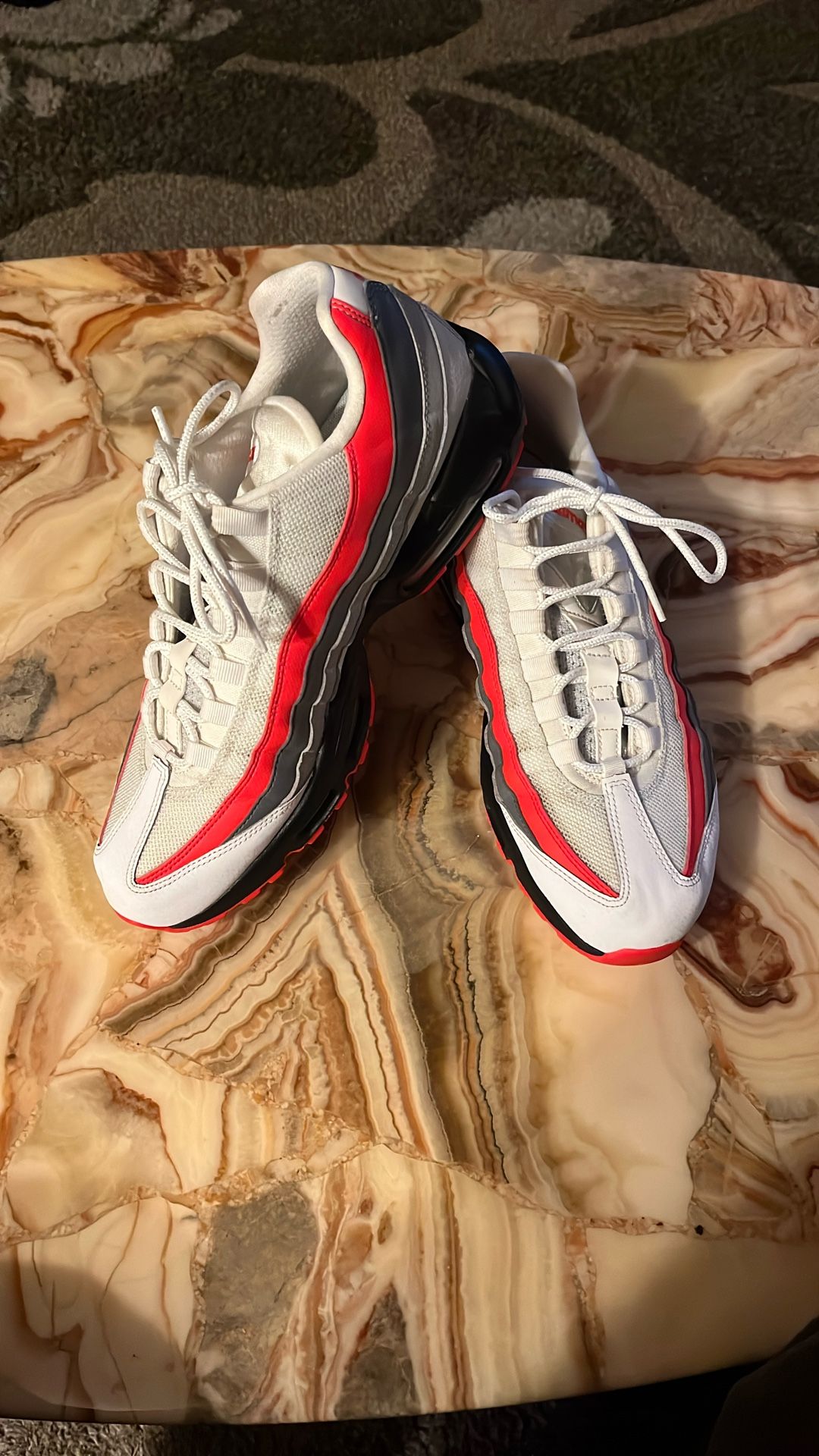 Nike Air Max 95 Bright Crimson Comet Size 11