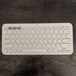 Logitech K380 Multi-Device Bluetooth Keyboard in White