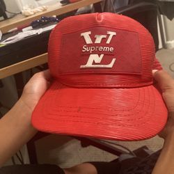 Lv Hat 