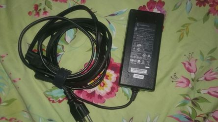 GATEWAY LAPTOP CHARGER