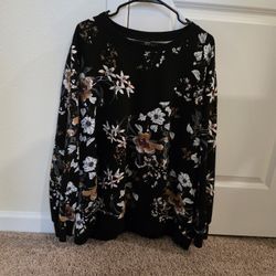 Emery Rose Black Floral Pullover