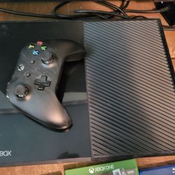 Xbox ONE with Wireless Controller And Two Games