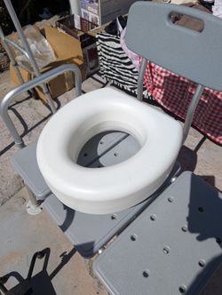  RAISED TOILET SEAT Toilet 
