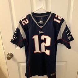 Kids XL Tom Brady New England Partriots Nike NFL On Field Jersey (fits like an adults small)