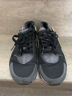 Women’s Nike huarache