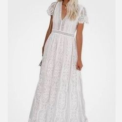 NEW White Dress V Neck Short Sleeve Floral Lace Wedding Bridal Shower Engagement Boho Size Small