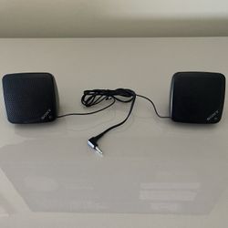 Sony Srs-5 Mini Portable Speakers Set of 2,   Each one Has a Size 3”L x 2.75”H x 2.25 W