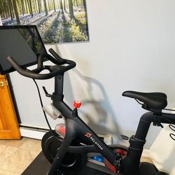 Peleton Bike