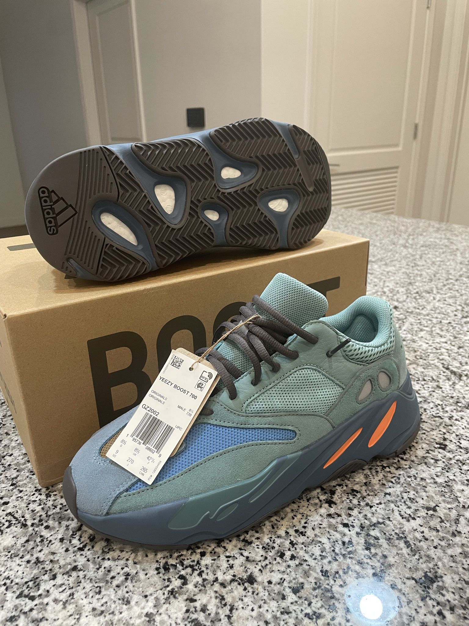 Size 9 Adidas Yeezy Boost 700 Faded Azure AUTHENTIC