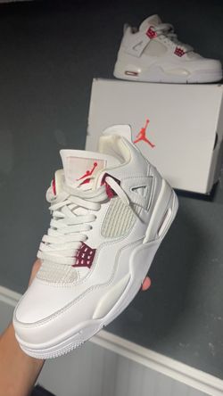 Jordan 4 Metalic Reds