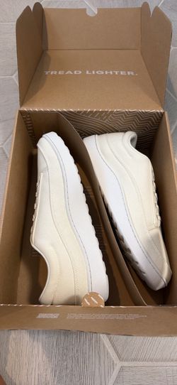 Brand new Allbirds Canvas Pacer shoes for sale.  Men’s.  Size 11.  Color: Natural White