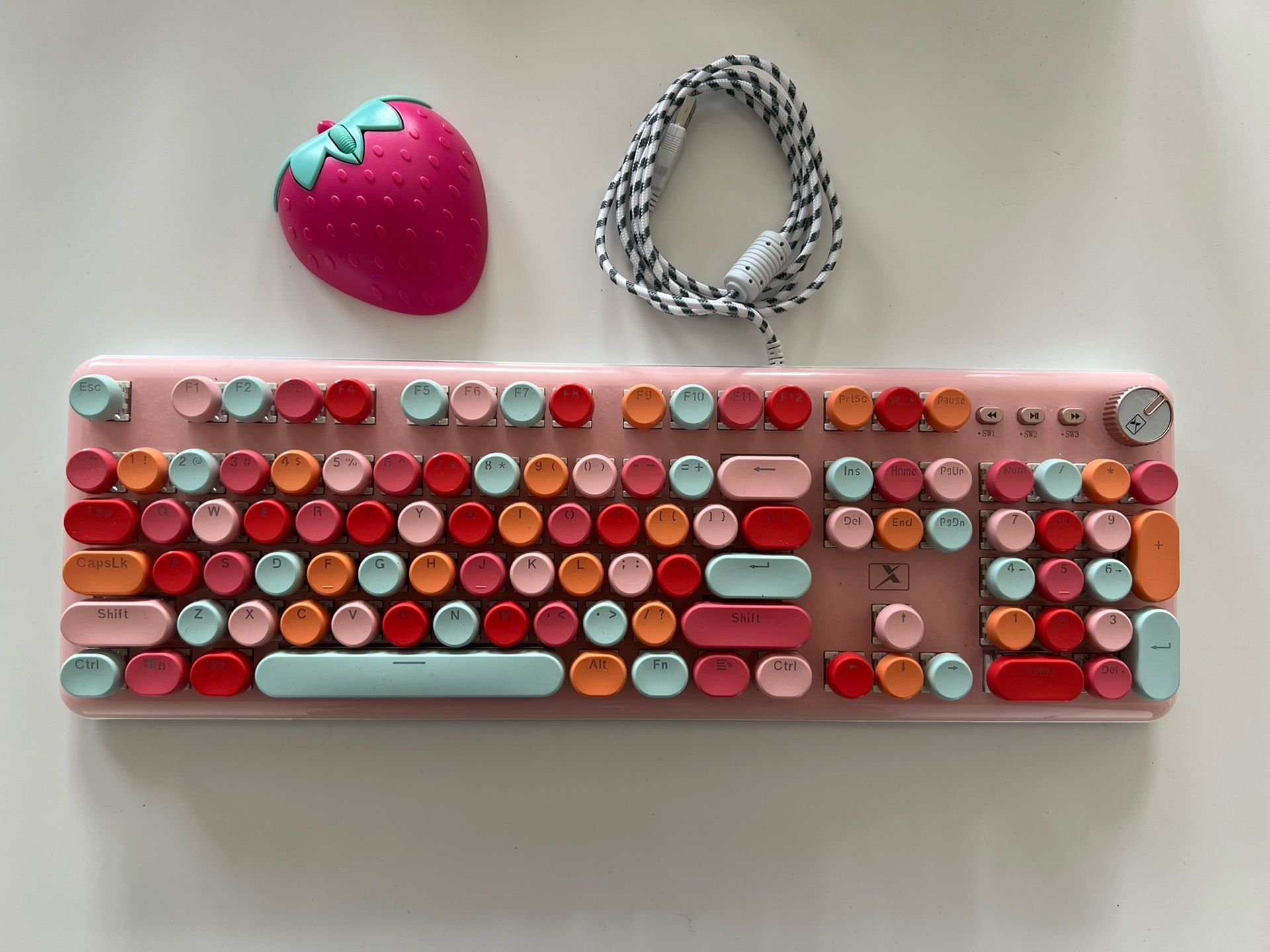 Pink Mechanical Keyboard (USB)and Wireless Strawberry Mouse Set