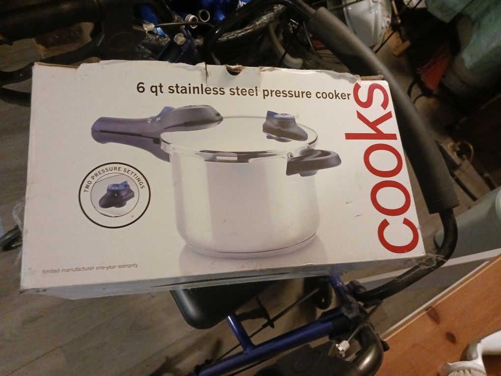 ⭐Brand New ⭐ JCP Home Cooks Pressure Cooker