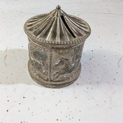 Metal Circus Carousel Merry-Go-Round